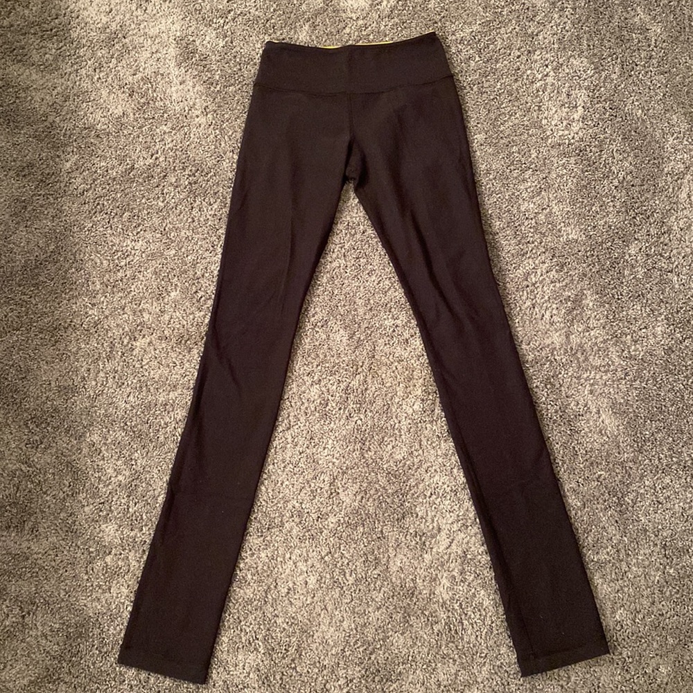 Black Lululemon Reversible Leggings!